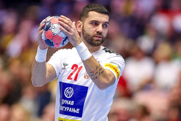 15.01.2026, Handball, Men s EHF EURO 2026, Spanien - Serbien, Jyske Bank Boxen in Herning, Dänemark, Preliminary Round: Vanja Ilic (Serbien 21) Dänemark