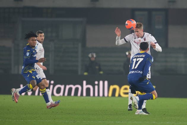 Torbjorn Heggem of Bologna FC hit the ball during the soccer match between Hellas Verona FC and Bologna FC, MD16 of Serie A Enilive Italian soccer championship 2025 2026 at Marcantonio Bentegodi Stadium on January 15, 2026, Verona, Italy.  Copyright: xRobertoxTommasini IPAxSportx xipa-agency.netx xx IPA_70107657 IPA_Agency_IPA70107657