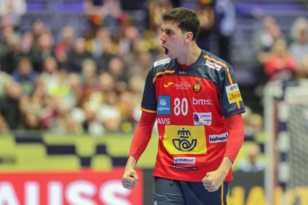 Spanien - Serbien, EHF EM 2026 Ian Barrufet Torrebejano (Spanien, 80). Handball EHF Europameisterschaft, Länderspiel zwischen Spanien und Serbien am 15. Januar 2026 in Herning (Dänemark)., Herning Dänemark Jyske Bank Boxen