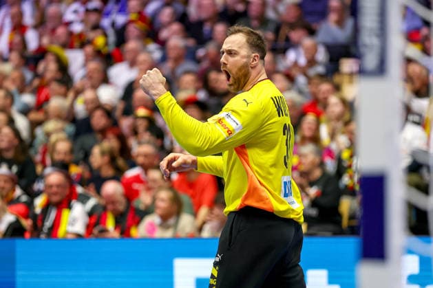 15.01.2026, Handball, Men s EHF EURO 2026, Deutschland - Östereich, Jyske Bank Boxen in Herning, Dänemark, Preliminary Round: Andreas Wolff (Germany 33) jubelnd Dänemark