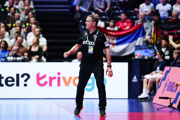 Alfred Gislason (Deutschland, Trainer DEN, Deutschland vs. Oesterreich, Handball, EHF Europameisterschaft 2026, Gruppe A, Spieltag 1, 15.01.2026 DEN, Deutschland vs. Oesterreich, Handball, EHF Europameisterschaft 2026, Gruppe A, Spieltag 1, 15.01.2026 Herning Copyright: xEibner-Pressefoto MarcelxvonxFehrnx EP_MFN