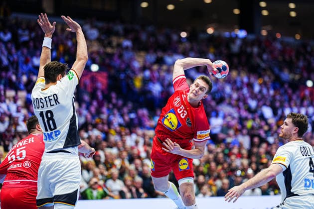 Wurf Tor Nikola Bilyk (Oesterreich, 53) DEN, Deutschland vs. Oesterreich, Handball, EHF Europameisterschaft 2026, Gruppe A, Spieltag 1, 15.01.2026 DEN, Deutschland vs. Oesterreich, Handball, EHF Europameisterschaft 2026, Gruppe A, Spieltag 1, 15.01.2026 Herning Copyright: xEibner-Pressefoto MarcelxvonxFehrnx EP_MFN