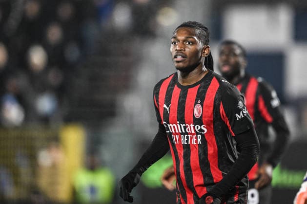 CALCIO - Serie A - Como 1907 vs AC Milan Rafael Leao of AC Milan in action during the Italian Serie A football match between Calcio Como and AC Milan on January 15th, 2026 at the Giuseppe Senigallia stadium in Como, Italy Como Italy  Copyright: xIPAxSport ABACAx