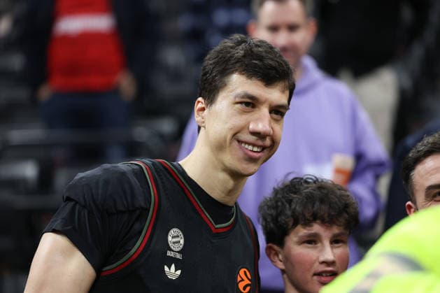 Vladimir Lucic (FC Bayern Basketball, 11) nach dem Spiel, GER, FC Bayern Basketball vs. Panathinaikos AKTOR Athen, Basketball, Euroleague, 22. Spieltag, Saison 2025 2026, 15.01.2026, GER, FC Bayern Basketball vs. Panathinaikos AKTOR Athen, Basketball, Euroleague, 22. Spieltag, Saison 2025 2026, 15.01.2026 Muenchen Copyright: xEibner-Pressefoto JennixMaulx EP_JML