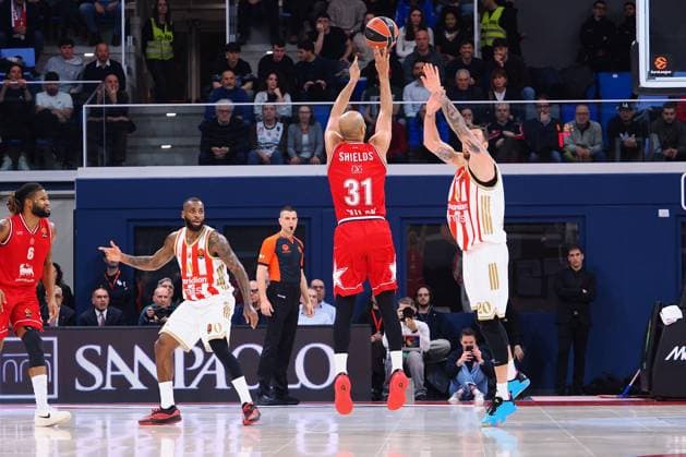 Shavon Shields (EA7 Emporio Armani Olimpia Milano) during EA7 Emporio Armani Milano vs Crvena Zvezda Meridianbet Belgrade, Basketball Euroleague match in Assago (MI), Italy, January 15 2026  Copyright: xSavinoxPaolella IPAxSportx xipa-agency.netx xx IPA_70110436 IPA_Agency_IPA70110436