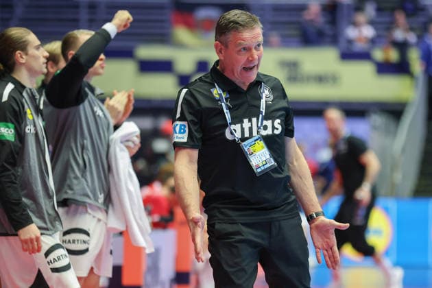Deutschland - Österreich, EHF EM 2026 Trainer Alfred Gislason (Deutschland). Handball EHF Europameisterschaft, Länderspiel zwischen Deutschland und Österreich am 15. Januar 2026 in Herning (Dänemark)., Herning Dänemark Jyske Bank Boxen