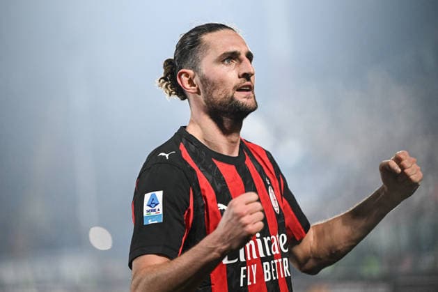 Adrien Rabiotof AC Milan celebrating after a goal during the Italian Serie A football match between Calcio Como and AC Milan on January 15th, 2026 at the Giuseppe Senigallia stadium in Como, Italy  Copyright: xTizianoxBallabio IPAxSportx xipa-agency.netx xx IPA_70111300 IPA_Agency_IPA70111300