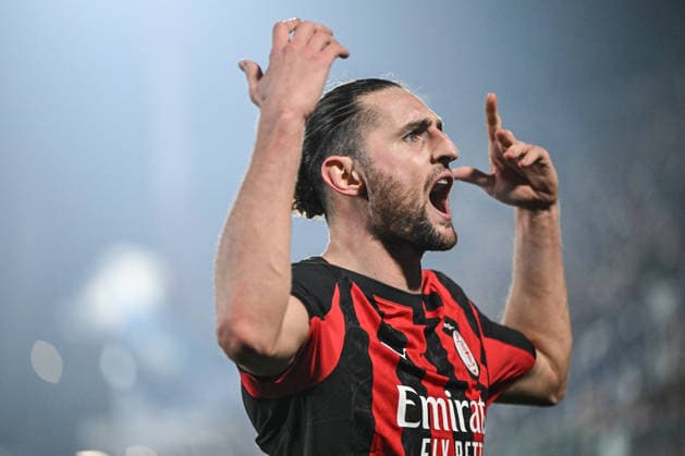 CALCIO - Serie A - Como 1907 vs AC Milan Adrien Rabiotof AC Milan celebrating after a goal during the Italian Serie A football match between Calcio Como and AC Milan on January 15th, 2026 at the Giuseppe Senigallia stadium in Como, Italy Como Italy  Copyright: xIPAxSport ABACAx