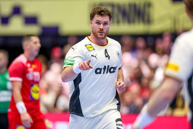 15.01.2026, Handball, Men s EHF EURO 2026, Deutschland - Österreich, Jyske Bank Boxen in Herning, Dänemark, Preliminary Round: Johannes Golla (Germany 04) Dänemark