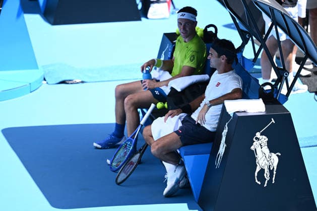TENNIS AUSTRALIAN OPEN, Former Australian Open champion Roger Federer (right) during a practice session with Casper Ruud of Norway (left) ahead of the Australian Open tennis tournament at Melbourne Park in Melbourne, Friday, January 16, 2026. ( NO ARCHIVING, EDITORIAL USE ONLY MELBOURNE VICTORIA AUSTRALIA  Copyright: xJOELxCARRETTx 20260116189812455664