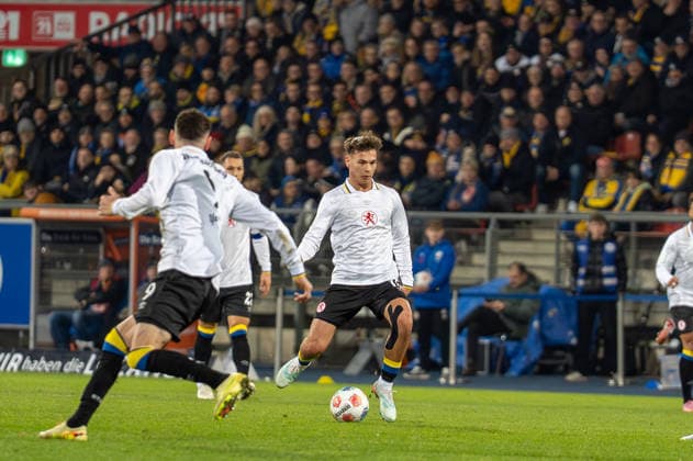 Deutschland, Fussball, 2. Bundesliga, Eintracht Braunschweig - 1. FC Magdeburg am 16.01. in Braunschweig (Eintracht-Stadion): Max Marie (Eintracht Braunschweig 15)