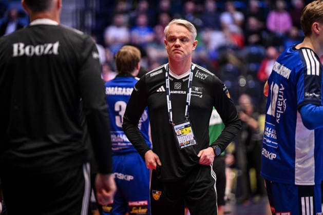 Snorri Steinn Gudjonsson Head Coach of Iceland during Men s EHF Euro 2026 - Iceland vs Italy, Handball match in Kristianstad, Sweden, January 16 2026  Copyright: xLuigixCanu IPAxSportx xipa-agency.netx xx IPA_70141485 IPA_Agency_IPA70141485