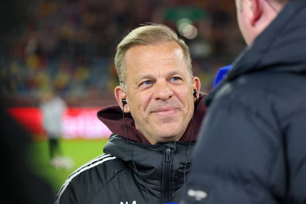 Düsseldorf, Deutschland 16. Januar 2026: 2. BL - 2025 2026 - Fortuna Düsseldorf vs. DSC Arminia Bielefeld Im Bild: Trainer Markus Anfang (F95) im Interview DFL regulations prohibit any use of photographs as image sequences and or quasi-video. Merkur Spiel-Arena Nordrhein Westfalen
