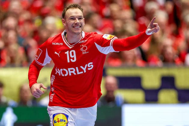 16.01.2026, Handball, Men s EHF EURO 2026, Dänemark - Nordmazedonien, Jyske Bank Boxen in Herning, Dänemark, Preliminary Round: Mathias Gidsel (Denmark 19) jubelnd Dänemark