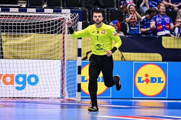 Milosz Walach of Poland during Men s EHF Euro 2026 - Iceland vs Italy, Handball match in Kristianstad, Sweden, January 16 2026  Copyright: xLuigixCanu IPAxSportx xipa-agency.netx xx IPA_70146099 IPA_Agency_IPA70146099