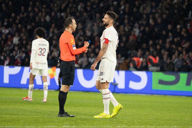 L1 football match PSG v LOSC - Paris Olivier Giroud during the French L1 football match between Paris Saint-Germain (PSG) and Lille LOSC at the Parc des Princes stadium in Paris on January 16, 2026. Photo by Raphael Lafargue ABACAPRESS.COM Paris France  Copyright: xLafarguexRaphael ABACAx
