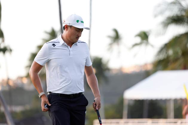 January 16, 2026, Honolulu, Hawaii, USA: HAOTONG LI prepares to putt on the 9th green during Round 2 of the 2026 Sony Open in Honolulu, Hawaii on January 16, 2026. Honolulu USA - ZUMAm310 20260116_zsp_m310_120 Copyright: xElliotxMilesx