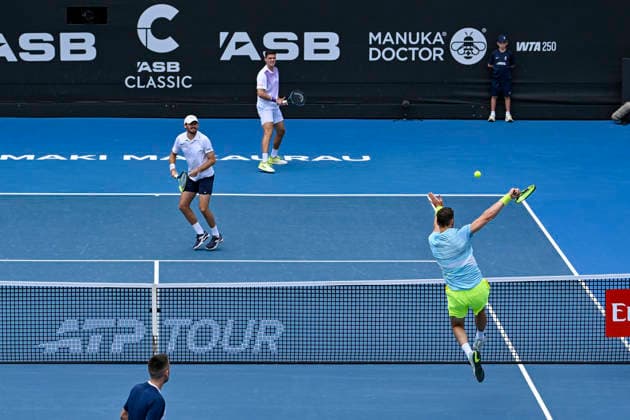 Albano Olivetti (FRA) returns a shot from Alexander Erler (AUT) and Robert Galloway (USA) in the Men s doubles final match of theASB Classic Men™s ATP, Tennis Herren 250 tennis tournament at Manuka Doctor Arena, Auckland, New Zealand on Saturday 17 January 2026. Photo credit: Alan Lee Auckland New Zealand Copyright: xAlanxLeex xx