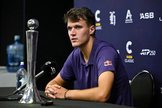 Jakub Mensik (CZE) during the post match press conference, PK, Pressekonferenz after winning the Men s singles final match of the ASB Classic Men™s ATP, Tennis Herren 250 tennis tournament at Manuka Doctor Arena, Auckland, New Zealand on Saturday 17 January 2026. Photo credit: Alan Lee Auckland New Zealand Copyright: xAlanxLeex xx
