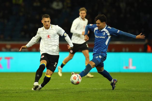 Braunschweig vs. Magdeburg, 2. BL Braunschweig, 16.01.2026, Fußball, Herren, 2. BL, Saison 2025 2026, Eintracht Braunschweig vs. 1. FC Magdeburg: Sven Köhler (Eintracht Braunschweig), Laurin Ulrich (Magdeburg) (DFL DFB REGULATIONS PROHIBIT ANY USE OF PHOTOGRAPHS as IMAGE SEQUENCES and or QUASI-VIDEO) Stadion an der Hamburger Straße Niedersachsen Deutschland