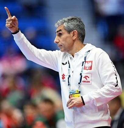 2026.01.16 Kristianstad Szwecja Pilka Reczna Mistrzostwa Europy w pilce recznej mezczyzn 2026 Wegry - Polska N z Jota Gonzalez trener coach Foto Norbert Barczyk PressFocus 2026.01.16 Kristianstad Szwecja Handball Men s EHF Euro 2026 Hungary - Poland Jota Gonzalez trener coach Credit: Norbert Barczyk PressFocus NEWSPIX.PL --- newspix.pl 