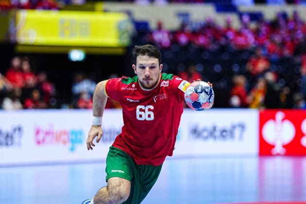 Joao Gomes (Portugal, 66) DEN, Portugal vs. Rumaenien, Handball, EHF Europameisterschaft 2026, Gruppe B, Spieltag 1, 16.01.2026 DEN, Portugal vs. Rumaenien, Handball, EHF Europameisterschaft 2026, Gruppe B, Spieltag 1, 16.01.2026 Herning Copyright: xEibner-Pressefoto MarcelxvonxFehrnx EP_MFN