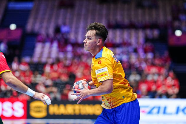 Daniel Stanciuc (Rumaenien, 44) DEN, Portugal vs. Rumaenien, Handball, EHF Europameisterschaft 2026, Gruppe B, Spieltag 1, 16.01.2026 DEN, Portugal vs. Rumaenien, Handball, EHF Europameisterschaft 2026, Gruppe B, Spieltag 1, 16.01.2026 Herning Copyright: xEibner-Pressefoto MarcelxvonxFehrnx EP_MFN
