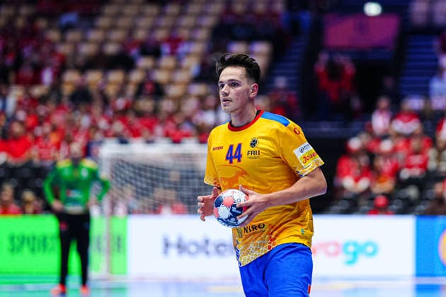 Daniel Stanciuc (Rumaenien, 44) DEN, Portugal vs. Rumaenien, Handball, EHF Europameisterschaft 2026, Gruppe B, Spieltag 1, 16.01.2026 DEN, Portugal vs. Rumaenien, Handball, EHF Europameisterschaft 2026, Gruppe B, Spieltag 1, 16.01.2026 Herning Copyright: xEibner-Pressefoto MarcelxvonxFehrnx EP_MFN