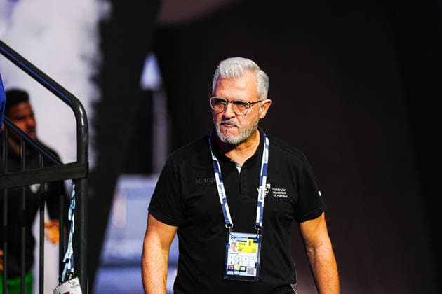 Paulo Pereira (Portugal, Trainer) DEN, Portugal vs. Rumaenien, Handball, EHF Europameisterschaft 2026, Gruppe B, Spieltag 1, 16.01.2026 DEN, Portugal vs. Rumaenien, Handball, EHF Europameisterschaft 2026, Gruppe B, Spieltag 1, 16.01.2026 Herning Copyright: xEibner-Pressefoto MarcelxvonxFehrnx EP_MFN