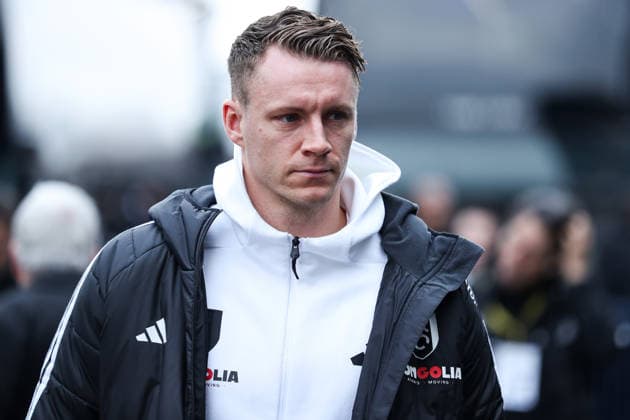 Premier League Leeds United v Fulham Bernd Leno goalkeeper of Fulham arrives at stadium ahead of the Premier League match Leeds United vs Fulham at Elland Road, Leeds, United Kingdom, 17th January 2026 (Photo by Jorge Horsted News Images) Leeds Elland Road West Yorkshire United Kingdom Copyright: xJorgexHorsted NewsxImagesx