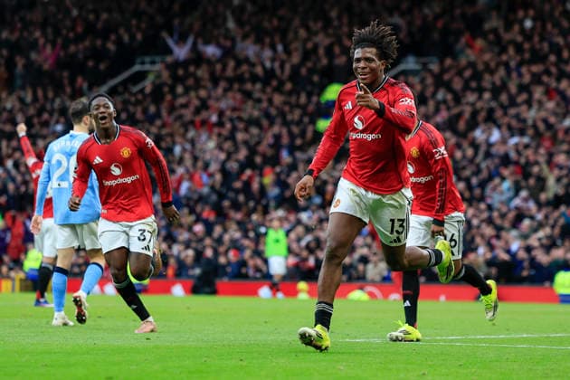 Manchester United, ManU v Manchester City, Premier League Patrick Dorgu (13) of Manchester United celebrates scoring to make it 2-0 during the Premier League match between Manchester United and Manchester City at Old Trafford, Manchester, UK on 17 January 2026. Manchester Old Trafford Greater Manchester UK Editorial use only DataCo restrictions apply See www.football-dataco.com , Copyright: xConorxMolloyx PSI-23576-0070