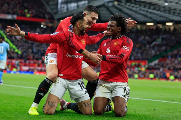 Manchester United, ManU v Manchester City, Premier League Patrick Dorgu (13) of Manchester United celebrates scoring to make it 2-0 during the Premier League match between Manchester United and Manchester City at Old Trafford, Manchester, UK on 17 January 2026. Manchester Old Trafford Greater Manchester UK Editorial use only DataCo restrictions apply See www.football-dataco.com , Copyright: xConorxMolloyx PSI-23576-0072