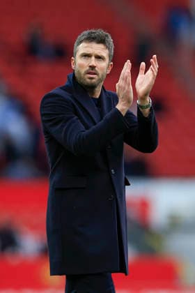 Manchester United, ManU v Manchester City, Premier League Michael Carrick the Manchester United interim manager applauds the fans after the 2-0 victory the end of the Premier League match between Manchester United and Manchester City at Old Trafford, Manchester, UK on 17 January 2026. Manchester Old Trafford Greater Manchester UK Editorial use only DataCo restrictions apply See www.football-dataco.com , Copyright: xConorxMolloyx PSI-23576-0079