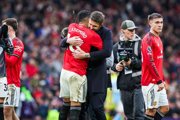 Manchester United, ManU v Manchester City, Premier League Manchester United first team head coach Michael Carrick (Manager) celebrates with Manchester United midfielder Casemiro (18) after winning 2-0 during the Manchester United v Manchester City Premier League match at Old Trafford, Manchester, England on 17 January 2026 Credit: Phil Duncan Every Second Media Editorial use only. All images are copyright Every Second Media Limited. No images may be reproduced without prior permission. All rights reserved. Premier League and Football League images are subject to licensing agreements with Football DataCo Limited. see https: www.football-dataco.com Copyright: xIMAGO EveryxSecondxMediax ESM-1760-0034 PhilxDuncanx xEveryxSecondxMediax