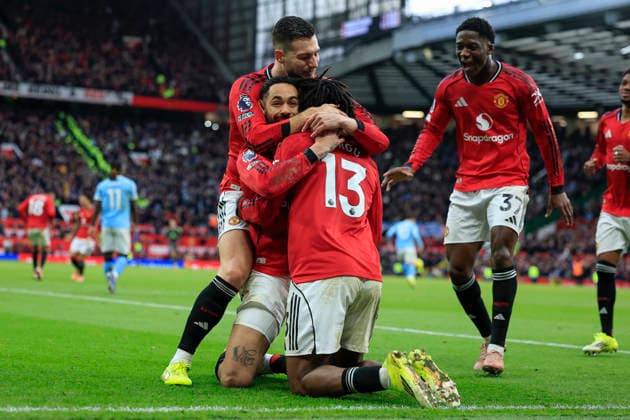 Manchester United, ManU v Manchester City, Premier League Patrick Dorgu (13) of Manchester United celebrates scoring to make it 2-0 with Matheus Cunha (10) of Manchester United during the Premier League match between Manchester United and Manchester City at Old Trafford, Manchester, UK on 17 January 2026. Manchester Old Trafford Greater Manchester UK Editorial use only DataCo restrictions apply See www.football-dataco.com , Copyright: xConorxMolloyx PSI-23576-0123