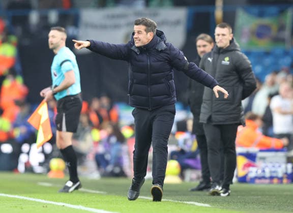 Leeds, England, 17th January 2026. Marco Silva manager of Fulham during the Leeds United vs Fulham Premier League match at Elland Road, Leeds. Picture credit should read: Nigel Roddis Sportimage EDITORIAL USE ONLY. No use with unauthorised audio, video, data, fixture lists, club league logos or live services. Online in-match use limited to 120 images, no video emulation. No use in betting, games or single club league player publications. SPI_019_NR_NEWC_FULH SPI-4457-0019