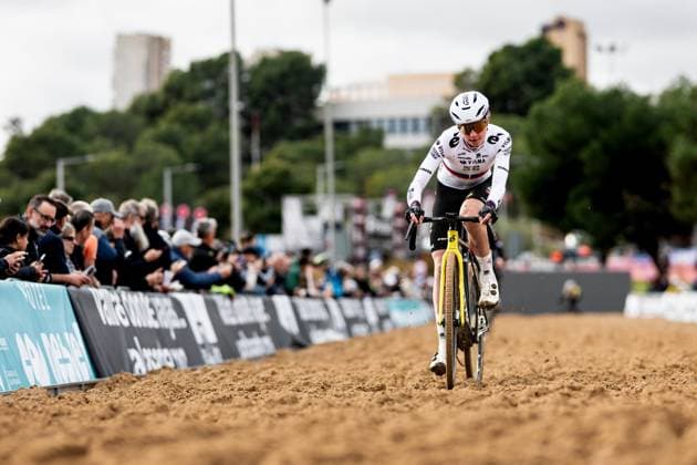 UCI Cyclocross World Cup 2025-2026 Benidorm BENIDORM, SPAIN - JANUARY 17: Chladonova Viktoria (SVK) of Team Visma Lease A Bike trains before the 10th leg of the Benidorm UCI Cyclocross World Cup 2025-2026 a cyclocross race for Women Elite on January 18, 2026 in Benidorm, Spain, 17 01 2026 ( Benidorm Spain  Copyright: xBillyxCeustersx