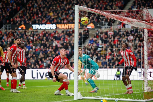 Sunderland v Crystal Palace, Premier League Yeremi Pino of Crystal Palace scores his sides first goal of the match 0-1 during the Premier League match between Sunderland and Crystal Palace at the Stadium Of Light, Sunderland, UK on 17 January 2026. Sunderland Stadium Of Light Tyne and Wear UK Editorial use only DataCo restrictions apply See www.football-dataco.com , Copyright: xCraigxCowanx PSI-23591-0043