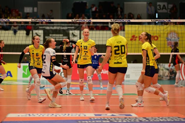 Volleyball I Frauen I Saison 2025-2026 I Bundesliga I 12. Spieltag I ETV Hamburger Volksbank Volleys - SSC Palmberg Schwerin I 17.01.2026 Jubel, Begeisterung, Enthusiasmus, Euphorie, Freude, Glücksgefühl, Heiterkeit bei: SSC Palmberg Schwerin Frauen Hamburg CU-Arena Hamburg Deutschland Copyright: xLobeca FelixxSchlikisx