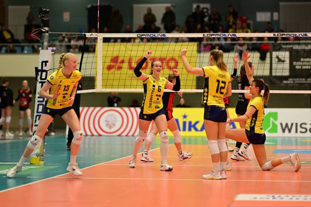 Volleyball I Frauen I Saison 2025-2026 I Bundesliga I 12. Spieltag I ETV Hamburger Volksbank Volleys - SSC Palmberg Schwerin I 17.01.2026 Jubel, Begeisterung, Enthusiasmus, Euphorie, Freude, Glücksgefühl, Heiterkeit bei: SSC Palmberg Schwerin Frauen Hamburg CU-Arena Hamburg Deutschland Copyright: xLobeca FelixxSchlikisx