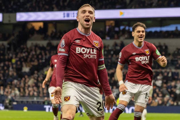Tottenham Hotspur v West Ham United, Premier League, Football, Tottenham Hotspur Stadium, London, UK - 17 Jan 2026 Goal. Jarrod Bowen of West Ham United celebrates after Callum Wilson of West Ham United (9) scores the second goal of the game London Tottenham Hotspur Stadium Tottenham GBR, UK NEWSPAPERS OUT Copyright: xEllixBirchx