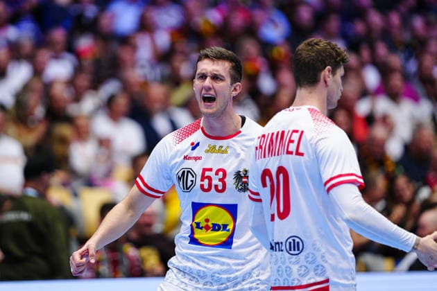Torjubel Nikola Bilyk (Oesterreich, 53) DEN, Oesterreich vs. Spanien, Handball, EHF Europameisterschaft 2026, Gruppe A, Spieltag 2, 17.01.2026 DEN, Oesterreich vs. Spanien, Handball, EHF Europameisterschaft 2026, Gruppe A, Spieltag 2, 17.01.2026 Herning Copyright: xEibner-Pressefoto MarcelxvonxFehrnx EP_MFN