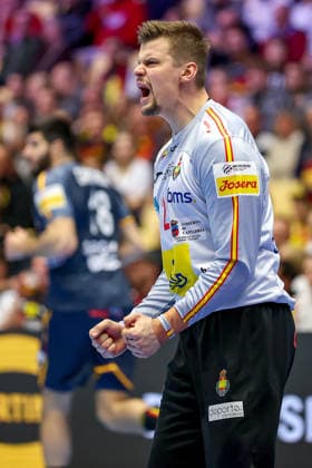 17.01.2026, Handball, Men s EHF EURO 2026, Österreich - Spanien, Jyske Bank Boxen in Herning, Dänemark, Preliminary Round: Sergey Hernandez Ferrer (Espania 25) jubelnd Dänemark