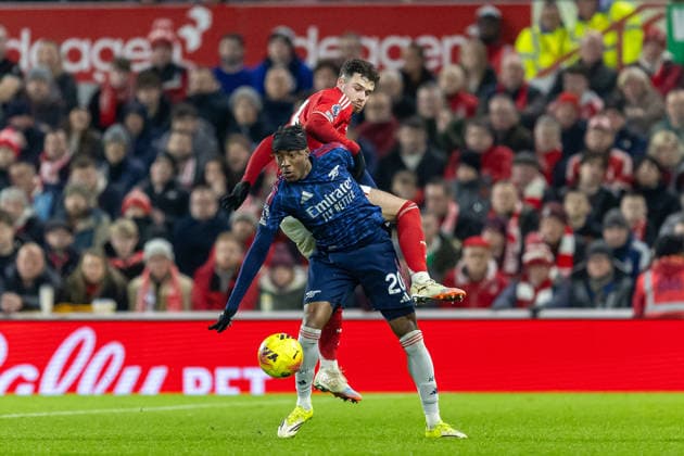 Nottingham Forest v Arsenal, Premier League Arsenal forward Noni Madueke (20) battles for possession with Nottingham Forest defender Neco Williams (3) during the Premier League match between Nottingham Forest and Arsenal at the City Ground, Nottingham, UK on 17 January 2026. Nottingham City Ground Nottinghamshire UK Editorial use only DataCo restrictions apply See www.football-dataco.com , Copyright: xManjitxNarotrax PSI-23577-0041