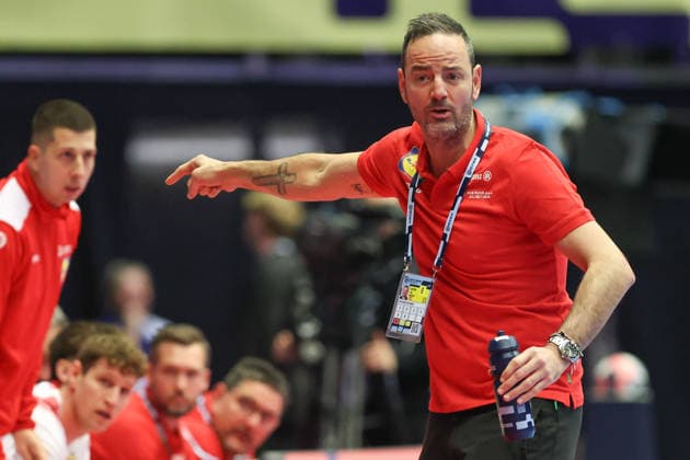 Österreich - Spanien, Men s EHF EM 2026 Trainer Ales Pajovic (Österreich). Handball EHF Europameisterschaft, Länderspiel zwischen Österreich und Spanien am 17. Januar 2026 in Herning (Dänemark)., Herning Dänemark Jyske Bank Boxen