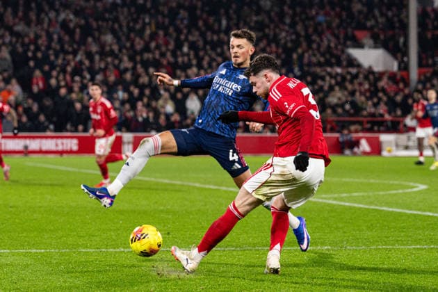 17th January 2026; The City Ground, Nottingham, England; Premier League Football, Nottingham Forest versus Arsenal; Neco Williams of Nottingham Forest crosses the ball into the box  GodfreyxPitt