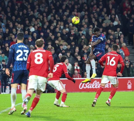 Nottingham Forest v Arsenal Premier League Bukayo Saka of Arsenal heads art goal which is saved by Matz Sels of Nottingham Forest during the Premier League match at the City Ground, Nottingham 17 01 2026 UK Newspapers OUT Copyright: xAndyxSumnerx FIL-22829-0061