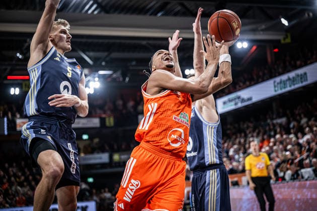1. Basketball Bundesliga, easyCredit BBL, Saison 2025 2026, Herren, Hauptrunde, 16. Spieltag, 17.01.2026, RASTA Vechta - ALBA Berlin Alonzo Verge ( 11 - RASTA Vechta) in Aktion Vechta RASTA Dome Niedersachsen Deutschland