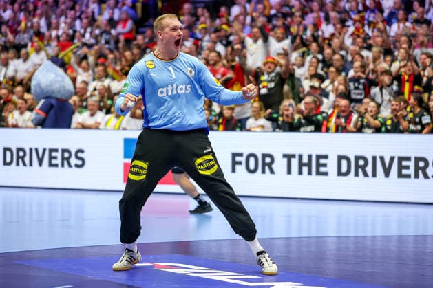 17.01.2026, Handball, Men s EHF EURO 2026, Deutschland - Serbien, Jyske Bank Boxen in Herning, Dänemark, Preliminary Round: David Späth (Germany 01) jubelnd Dänemark