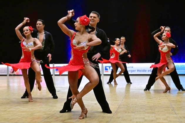 GER; Tanzen, 1. Bundesliga der Lateinformationen 17.01.2025, GER; Tanzen, 1. Bundesliga der Lateinformationen,, Vorrunde, im Bild Gruen-Gold Bremen A-Team mit dem Thema Last Dance